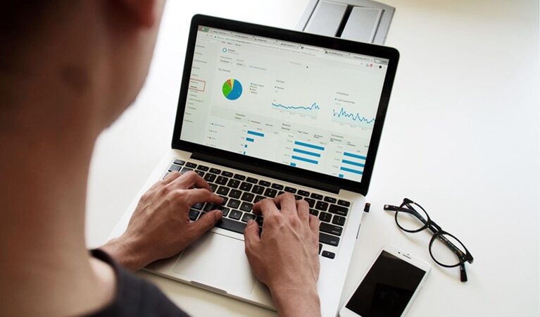 3 Tips to Start a Successful Business Online